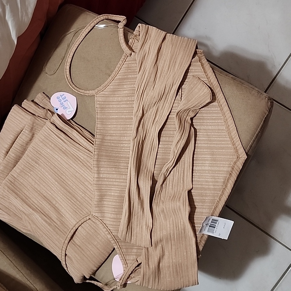 Pant set - Picture 4 of 8